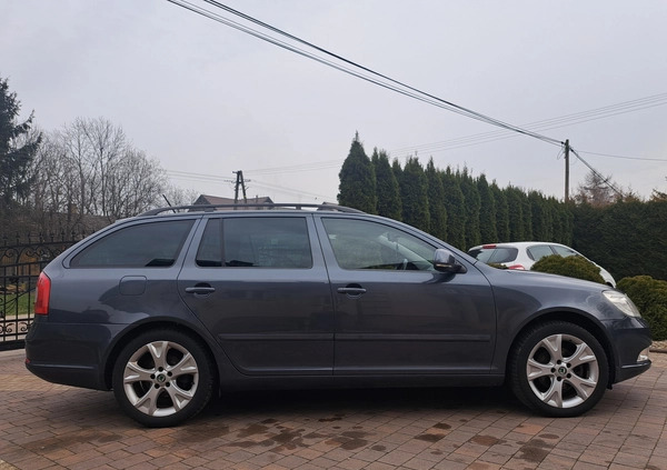 Skoda Octavia cena 29900 przebieg: 185000, rok produkcji 2011 z Wolbrom małe 232